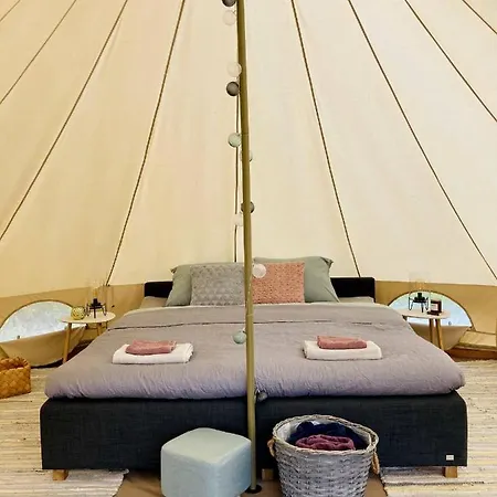 Space Glamp Luxusní stan Munalaskme